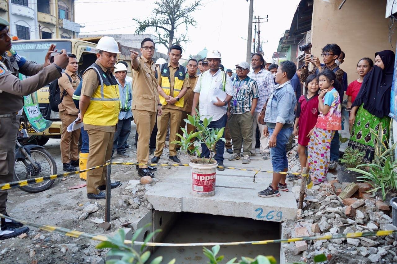 Rico Waas Minta Maaf atas Gangguan Lalu Lintas akibat Proyek Infrastruktur