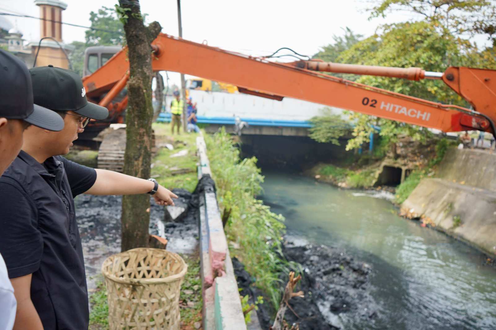 Atasi Sampah Menumpuk, Rico Waas Siapkan 26 Truk dan 151 Becak Motor Pengangkut Sampah