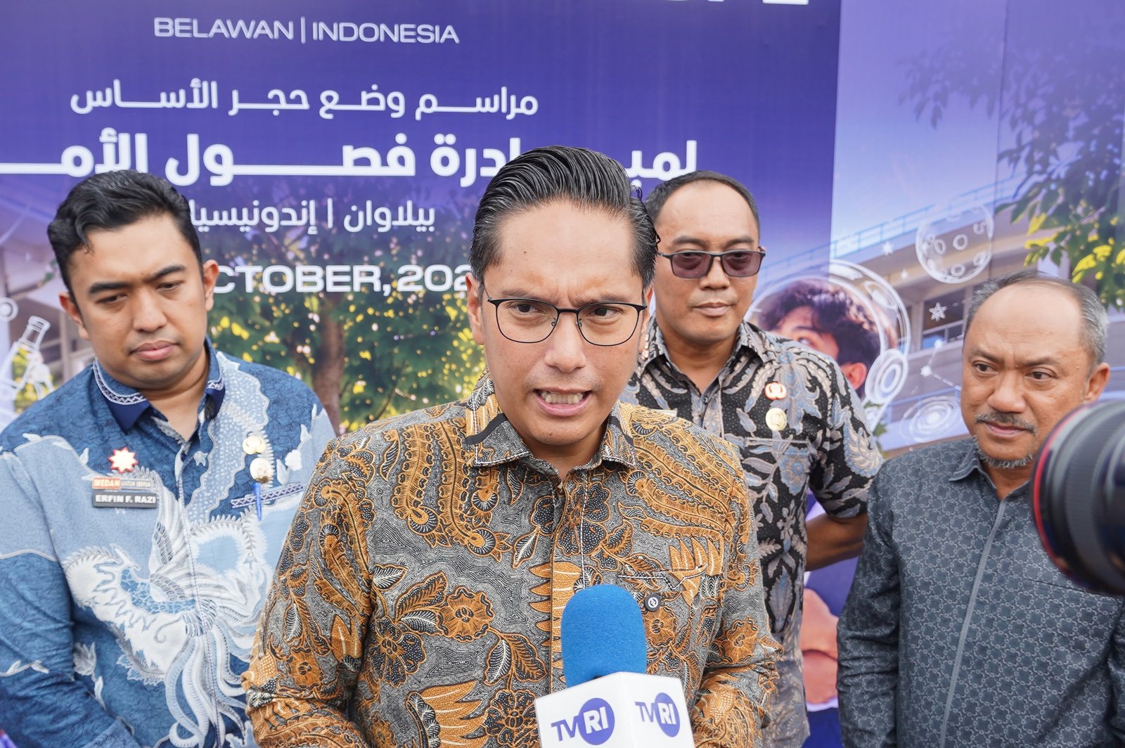 Rico Waas: Pakai Masker, Kurangi Aktivitas di Luar Ruangan