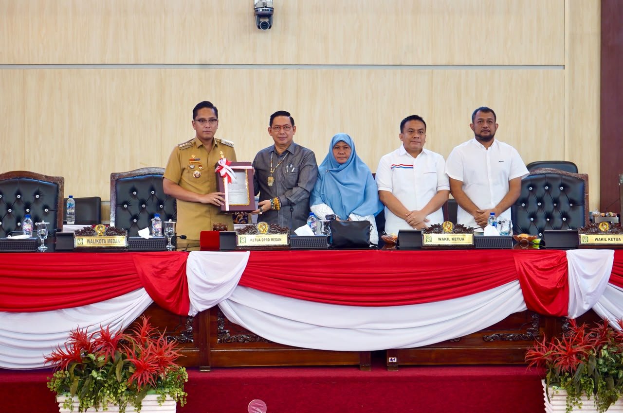 Rico Waas: Penanggulangan Kemiskinan Jangan Hanya Hitung Bantuan, Ukur Keluarga yang Keluar dari Kemiskinan